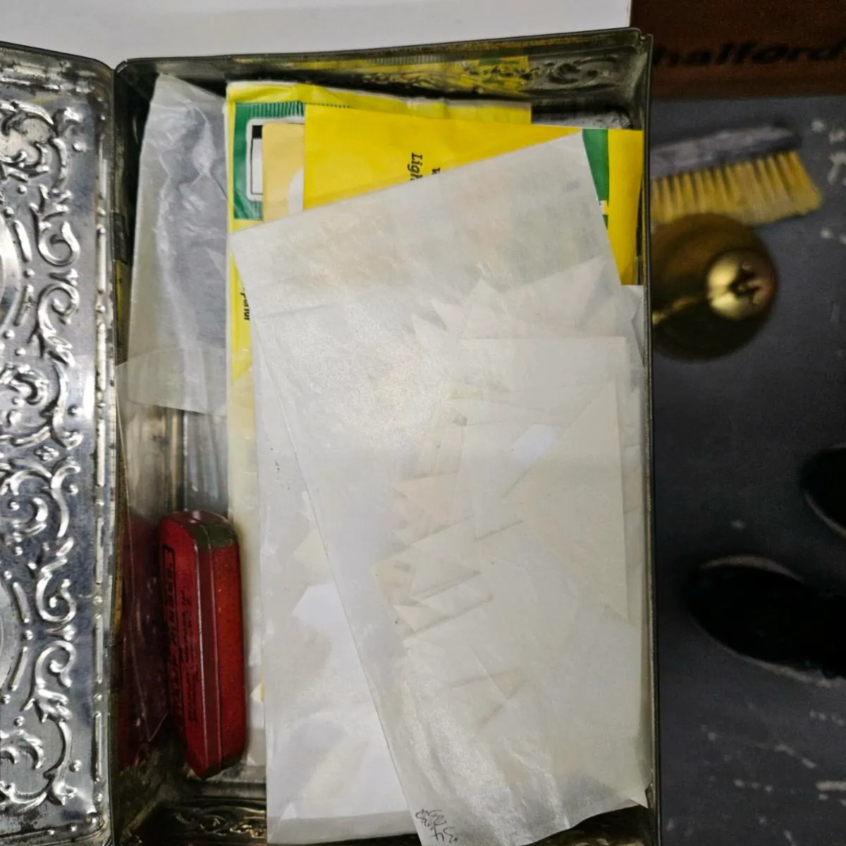 Collectible stamp hinges - Image 2