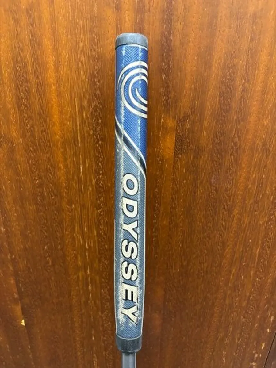 Odyssey Triple Track - 2-Ball Left Handed Putter - Image 4