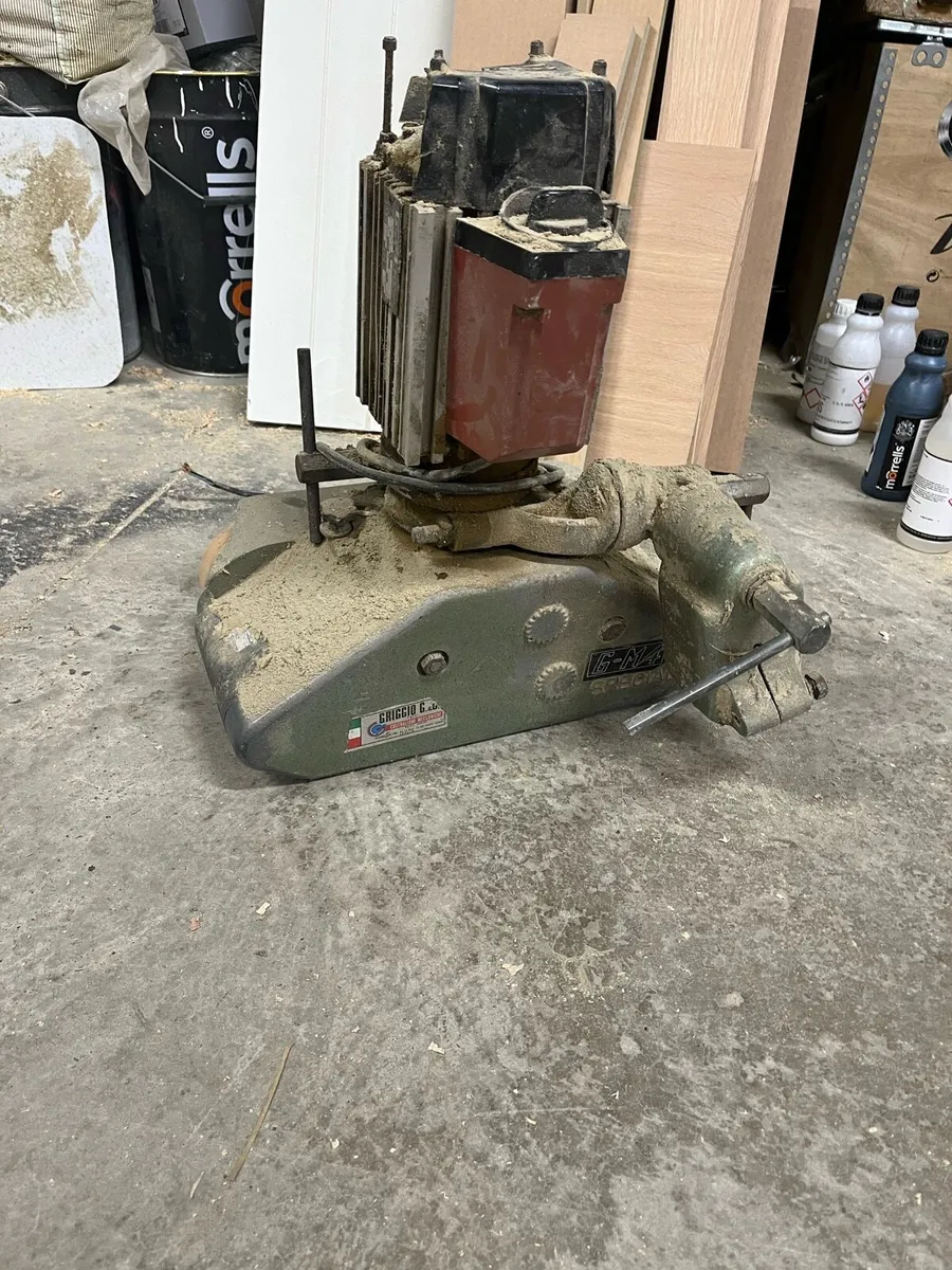 Spindle moulder power feed - Image 1