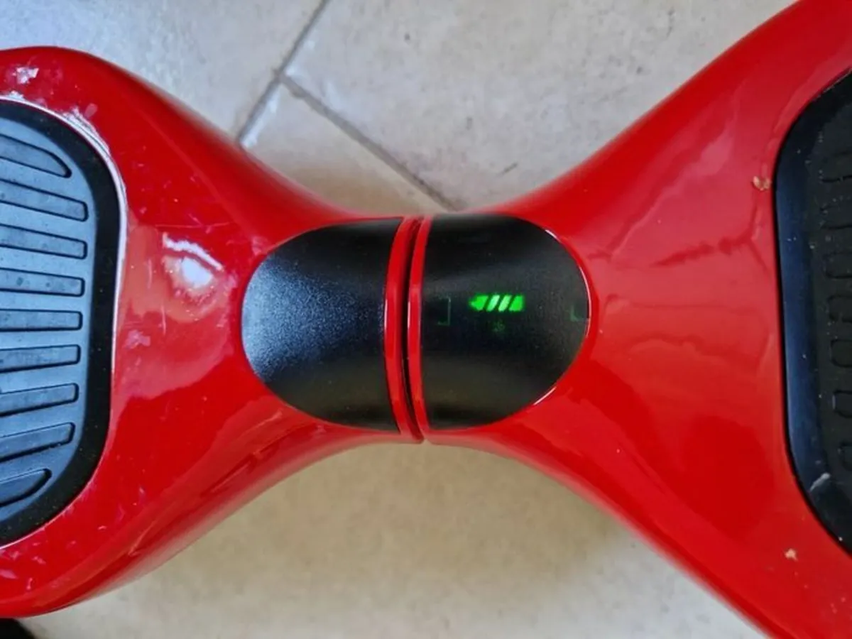 4 Hoverboards  WITHOUT Chargers - Image 3