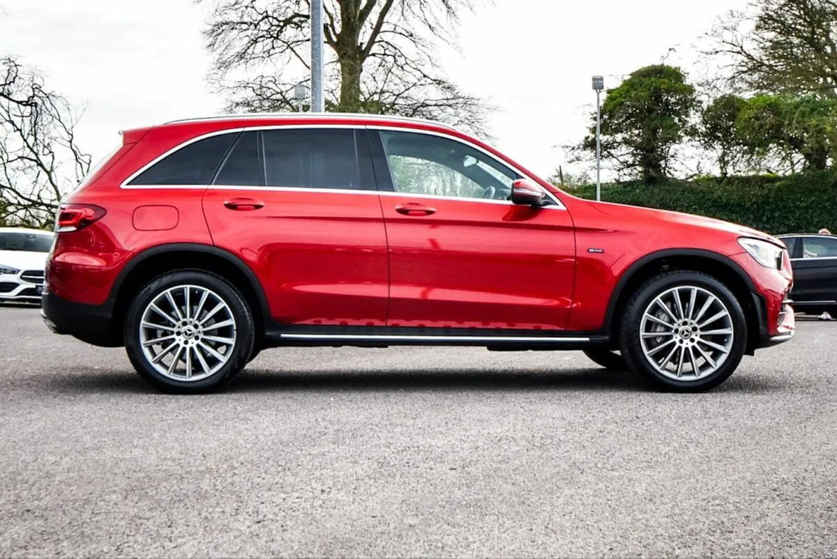 Mercedes-Benz GLC 300de AMG Premium 4Matic 316bhp - Image 3