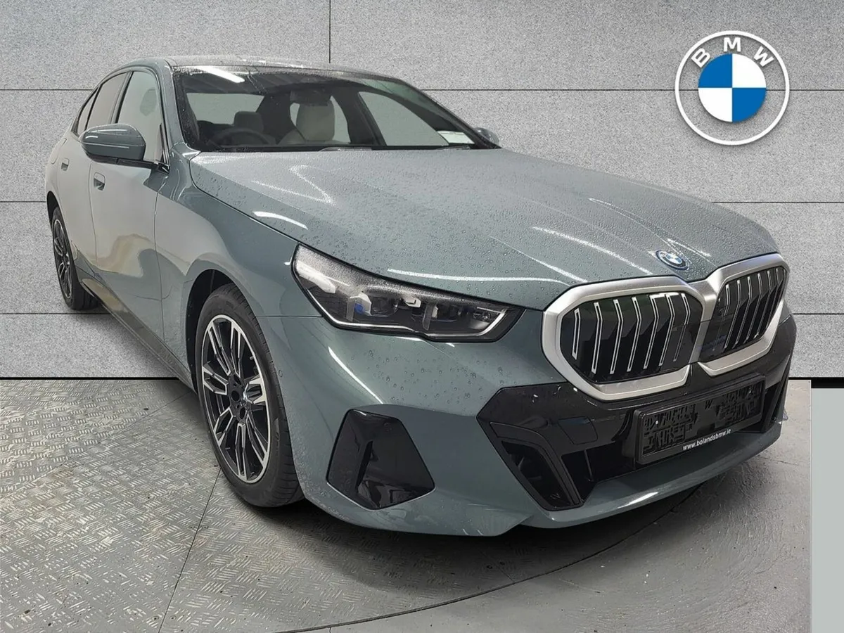 BMW 5-Series 2.0 - Image 1