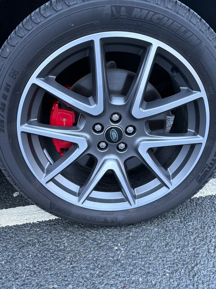 Range Rover velar - Image 3
