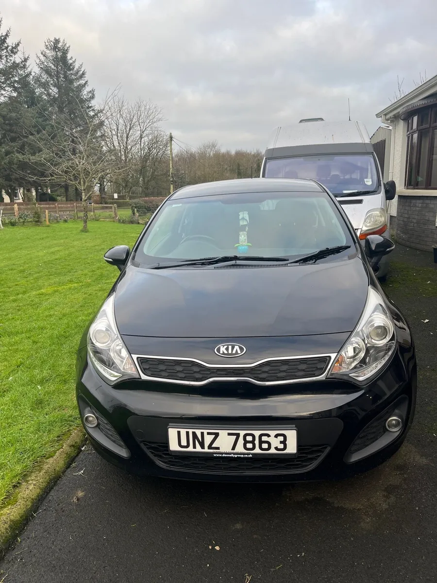 Kia Rio eco CDRI 3 2014 - Image 1