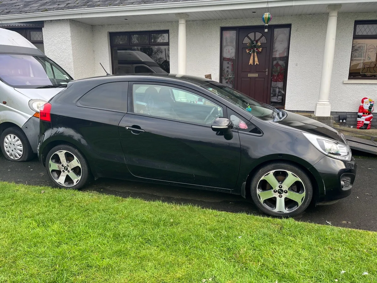 Kia Rio eco CDRI 3 2014 - Image 3
