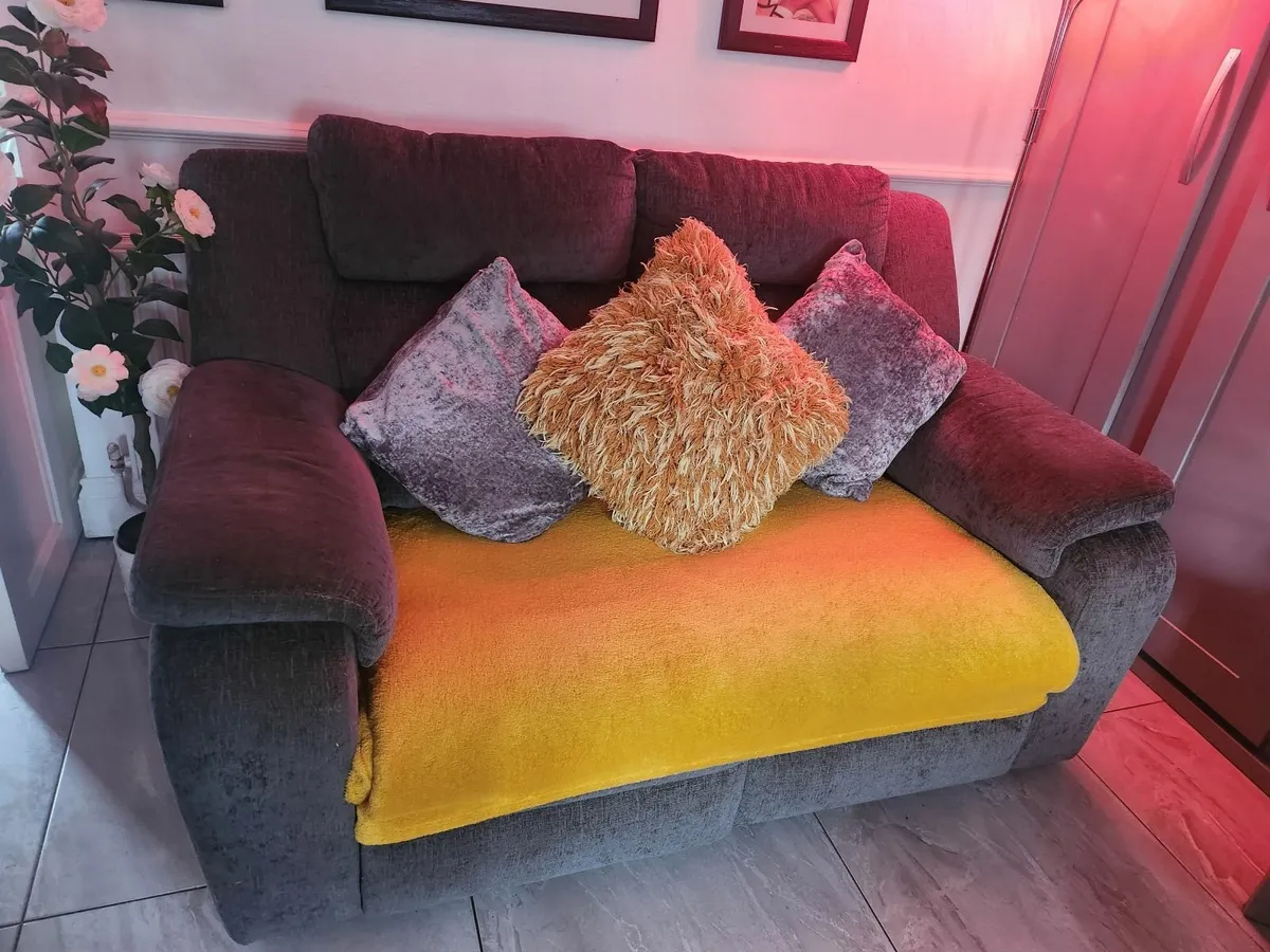 3+2 seater couches - Image 1