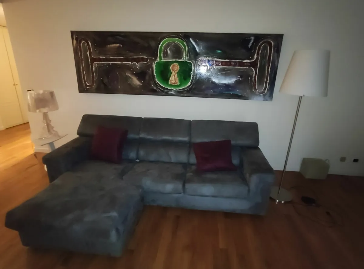 4 seater recliner Sofa - Italian made - Image 1