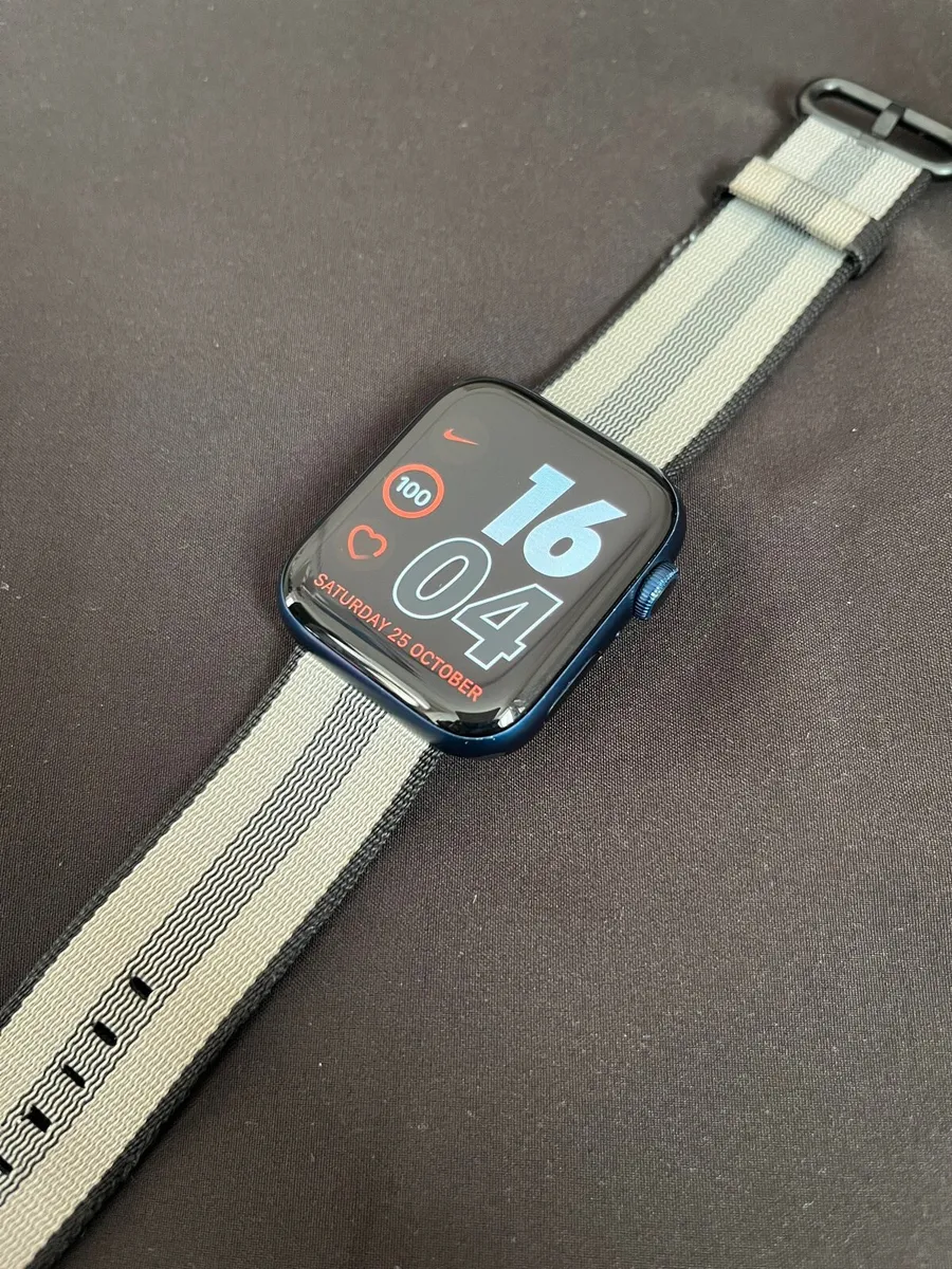 Apple Watch Series 6 - Image 3