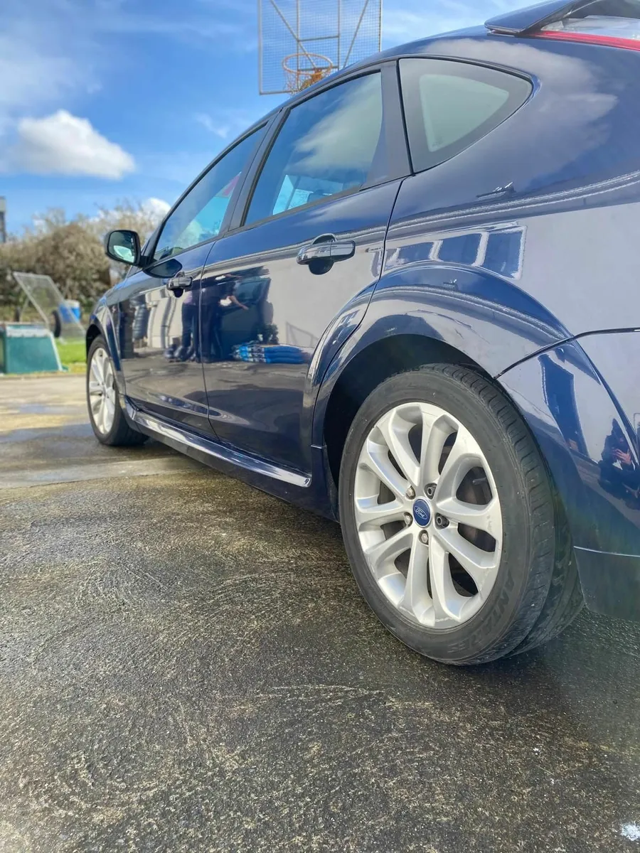 Ford Focus 2011 1.6L TDCI - Image 4