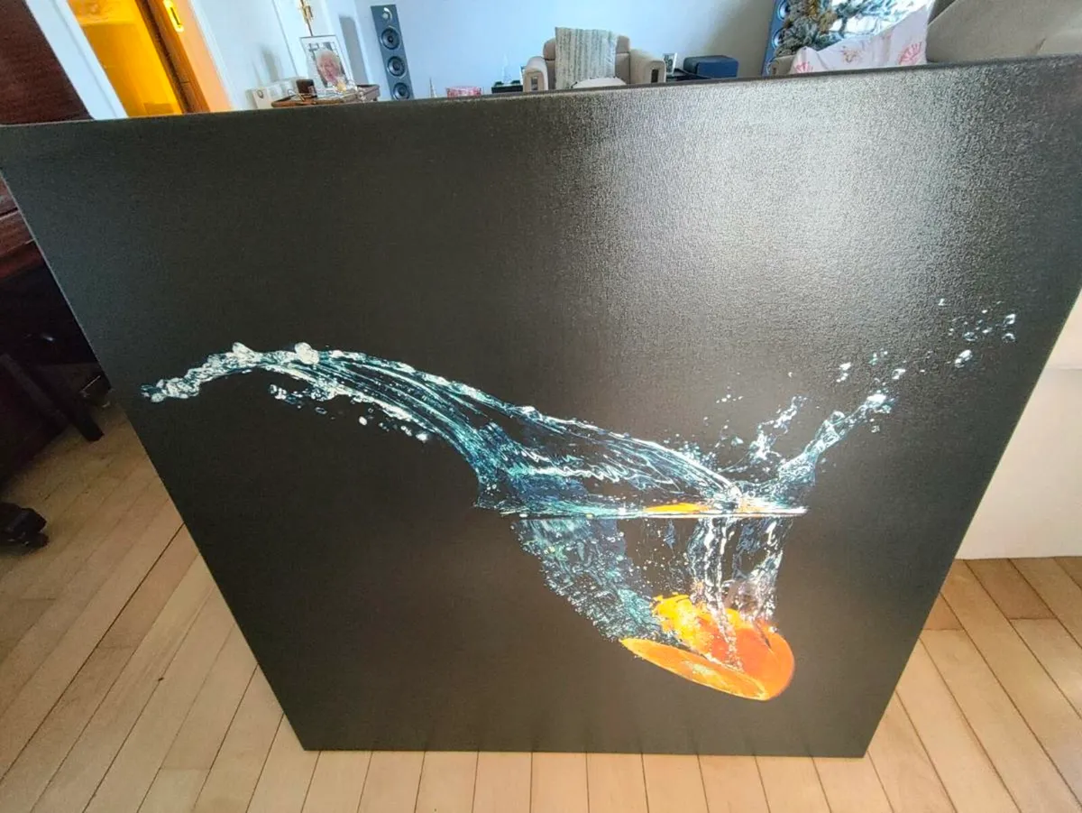 1-off canvas prints - Image 2