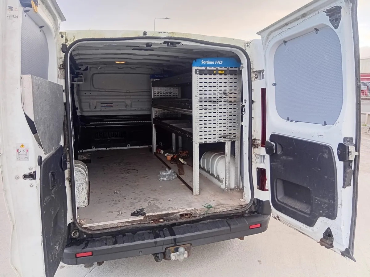 17 Renault traffic business edition tax 5/26 test - Image 4