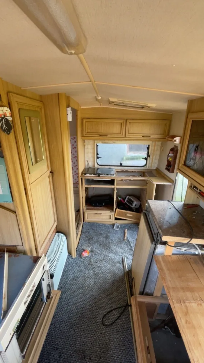 Elddis 2 Berth in need of Repair - Image 3