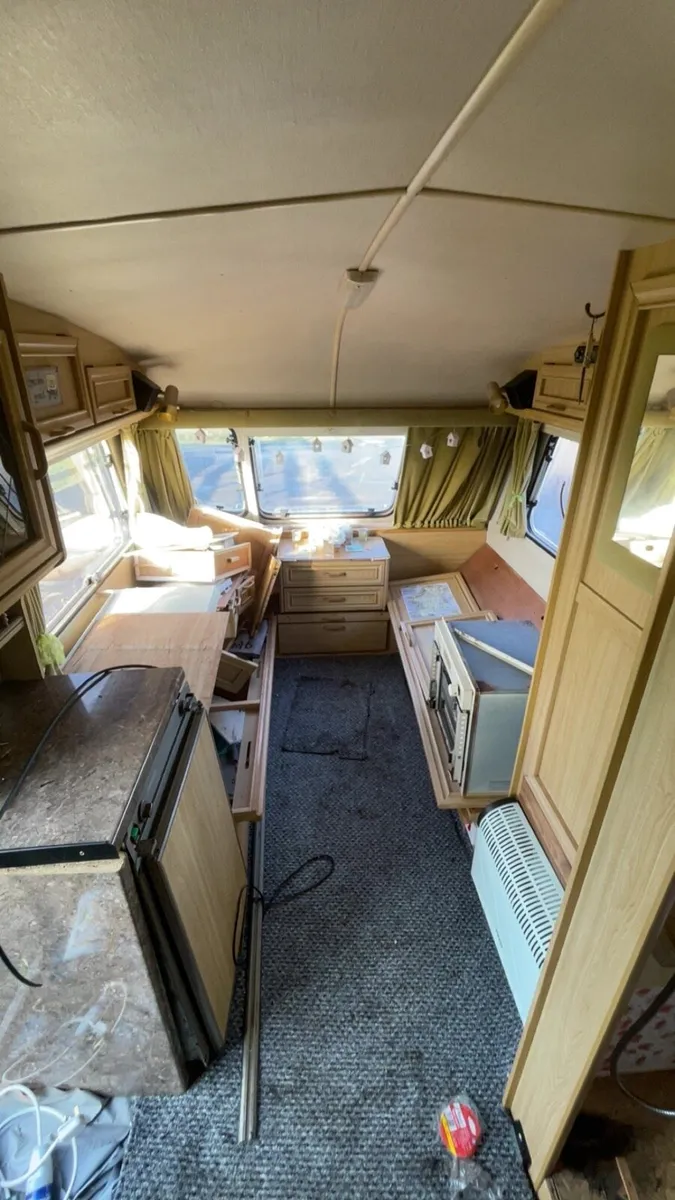 Elddis 2 Berth in need of Repair - Image 4