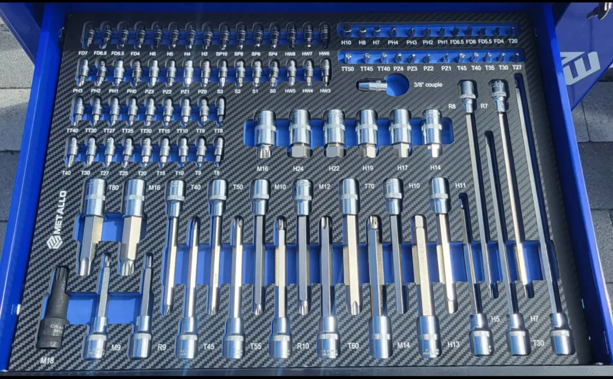 BEAND NEW 8 drawer tool chest full of tools - Image 3