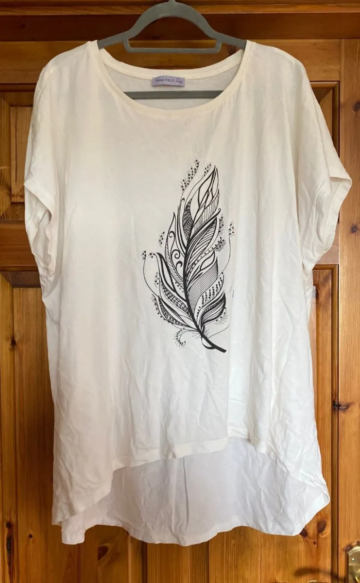 Ladies top clearout sz 24/26 - Image 4