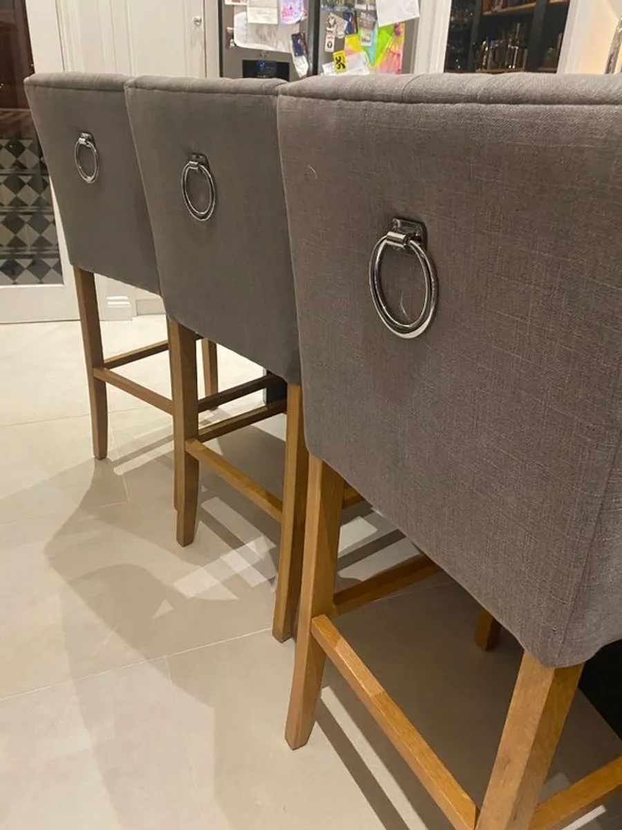 Island chairs - Image 4