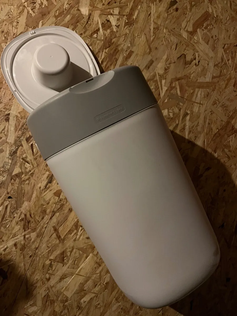 Tommee tippee bin - Image 1