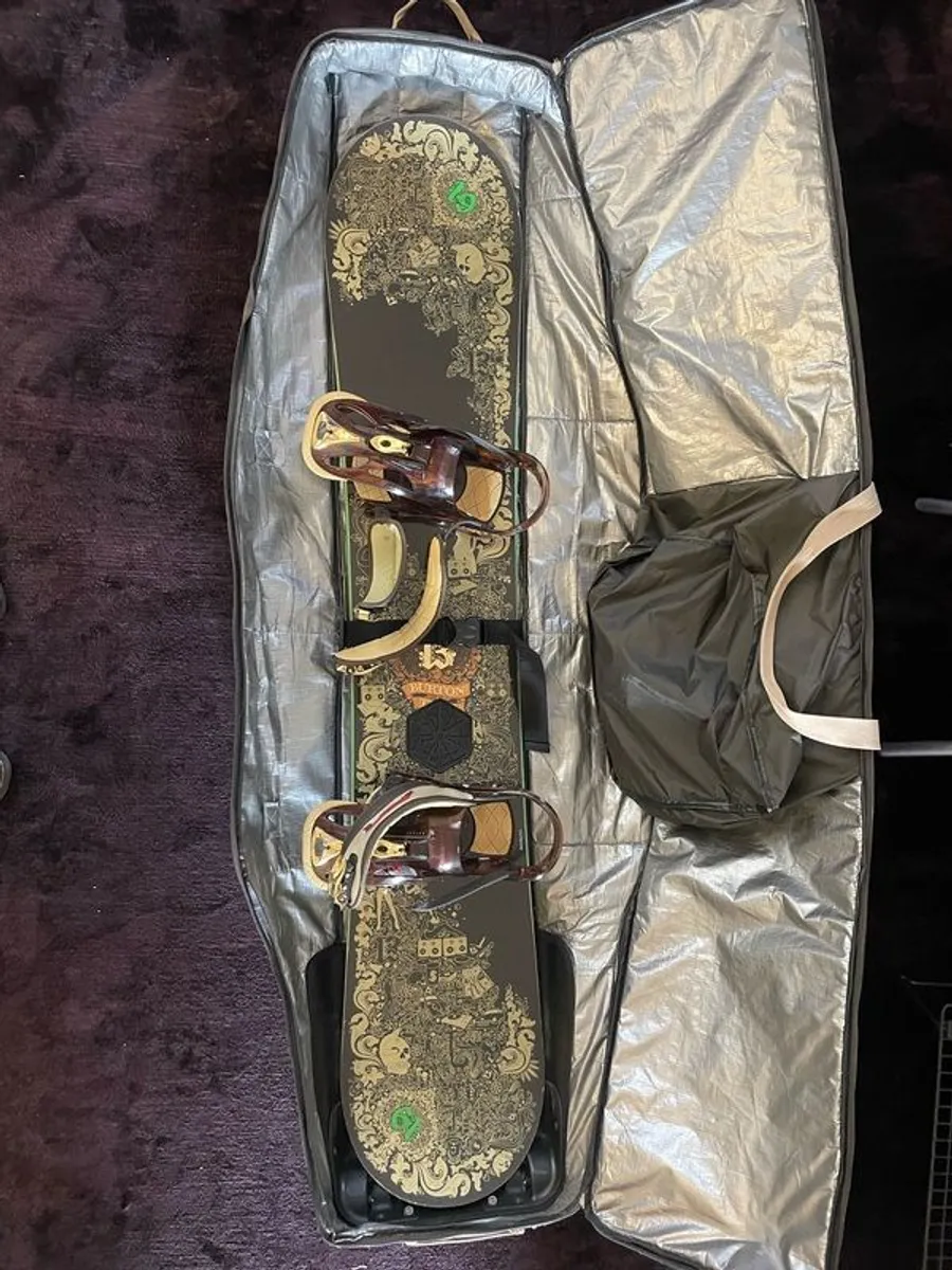 Burton Snowboard - With bindings - Image 1