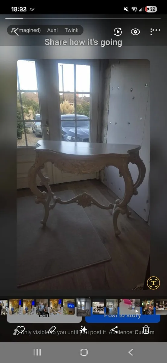 Console table - Image 1