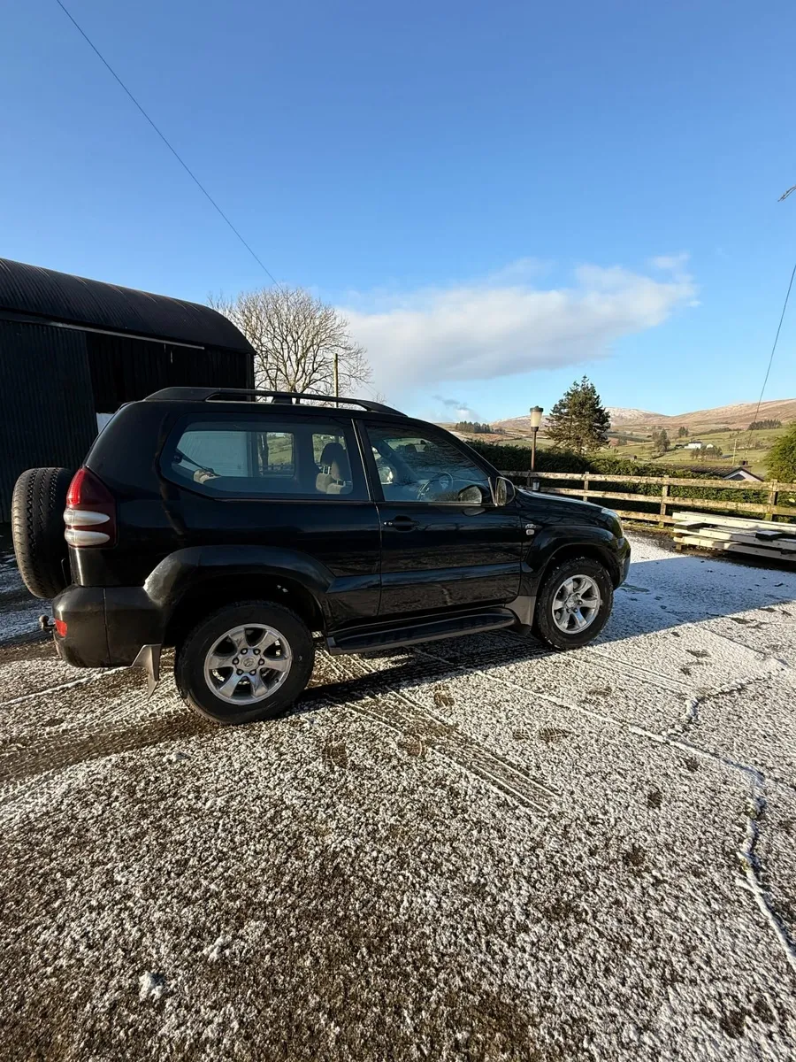 Toyota Land Cruiser 2005 - 11 mo MOT - Image 3