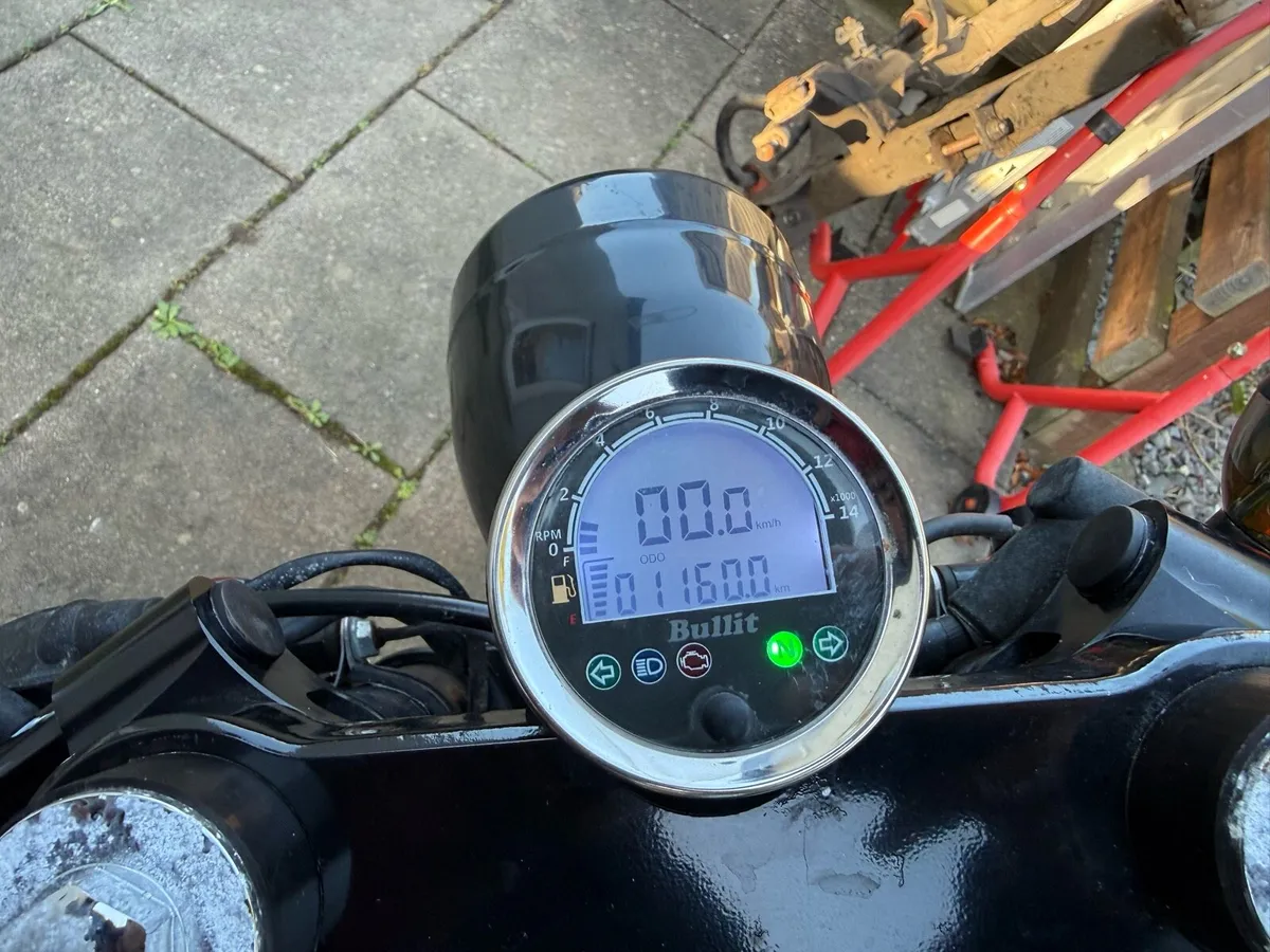 Bullit spirit 125cc cafe racer 1k kms - Image 3