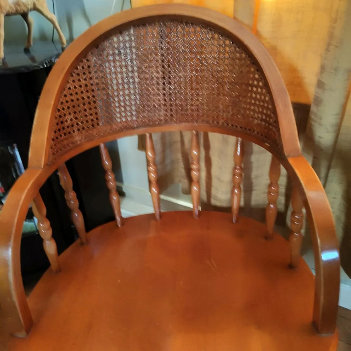 Swivel Armchair - Image 2