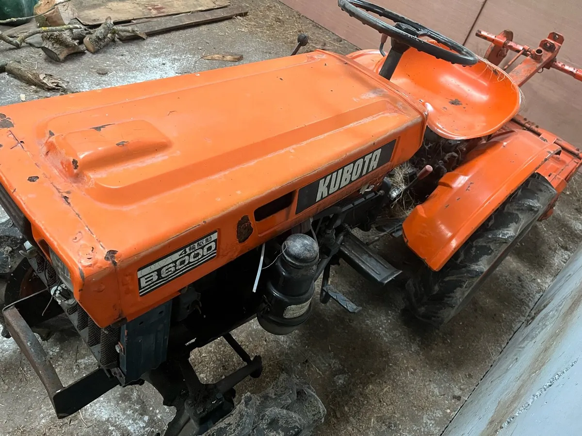 Kubota mini tractor - Image 2