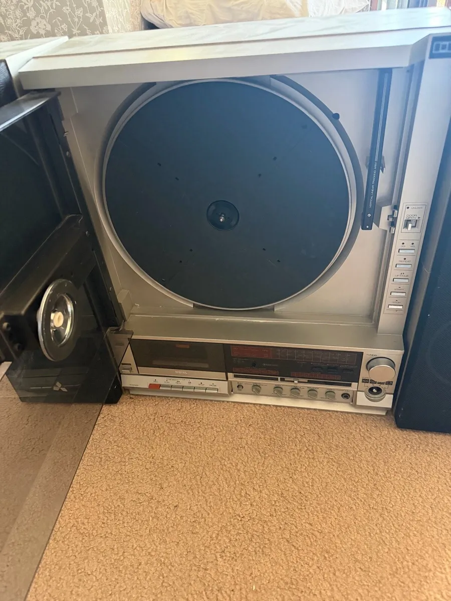 Rare vintage turntable - Image 4