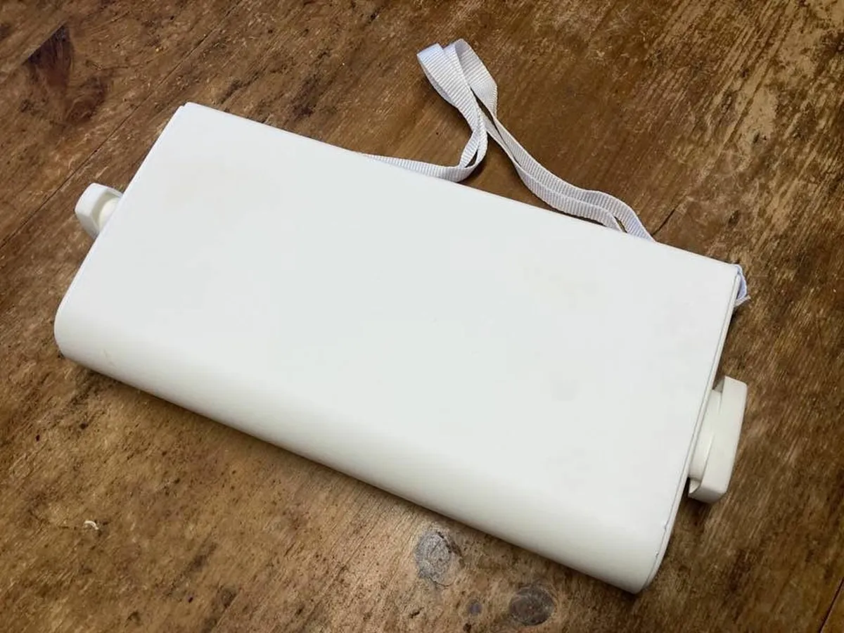 SaferBaby Sleep Positioner, Fits Cot & Cot Bed - Image 2