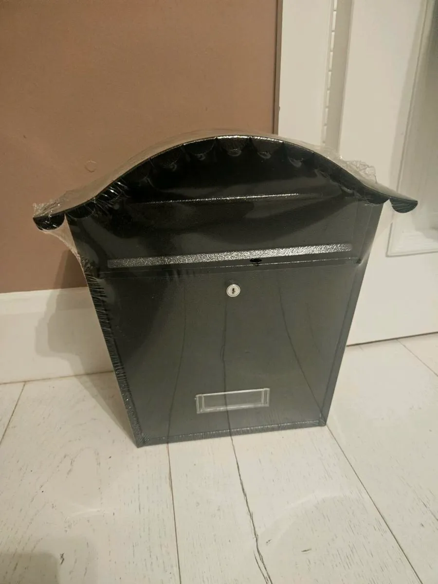 Metal post box - Image 1