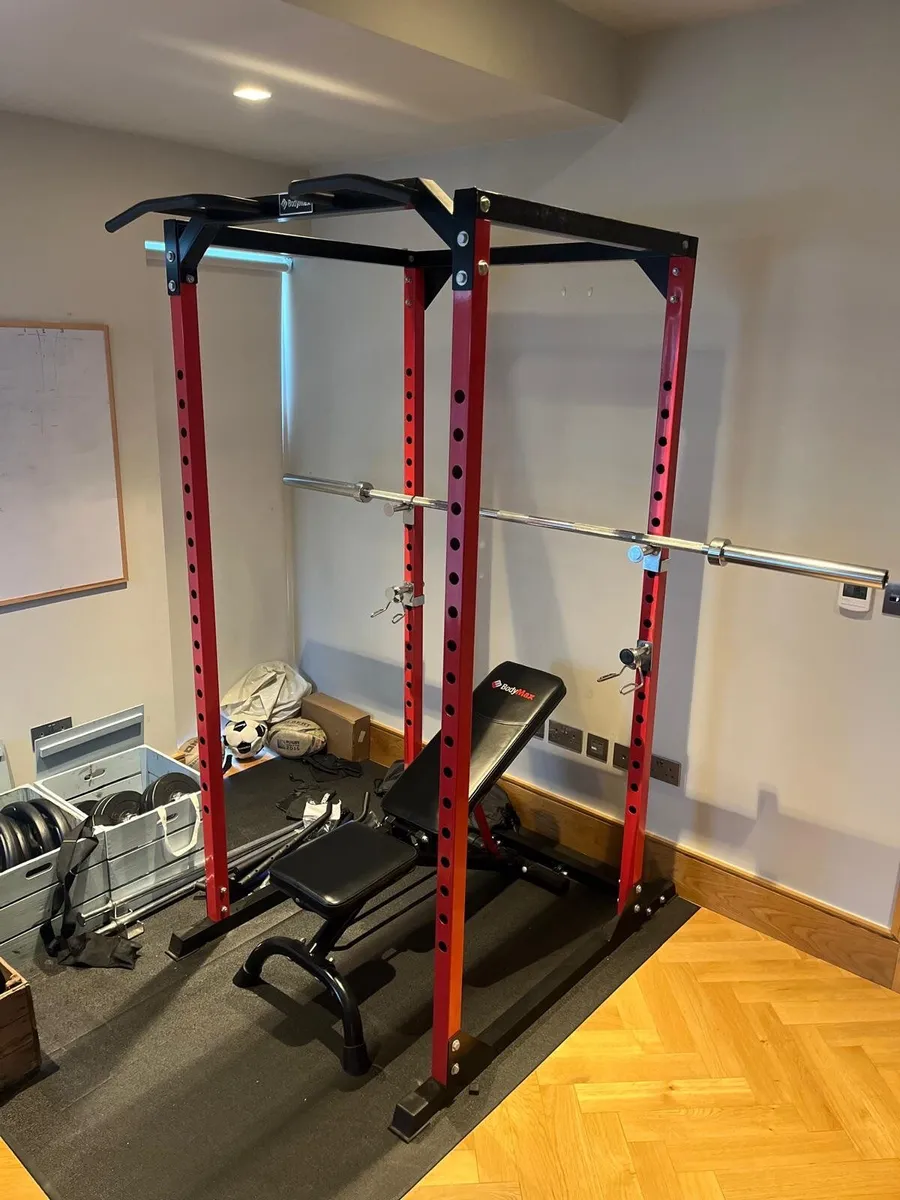 Gym equipment weights, lifting cage, bench - Image 1