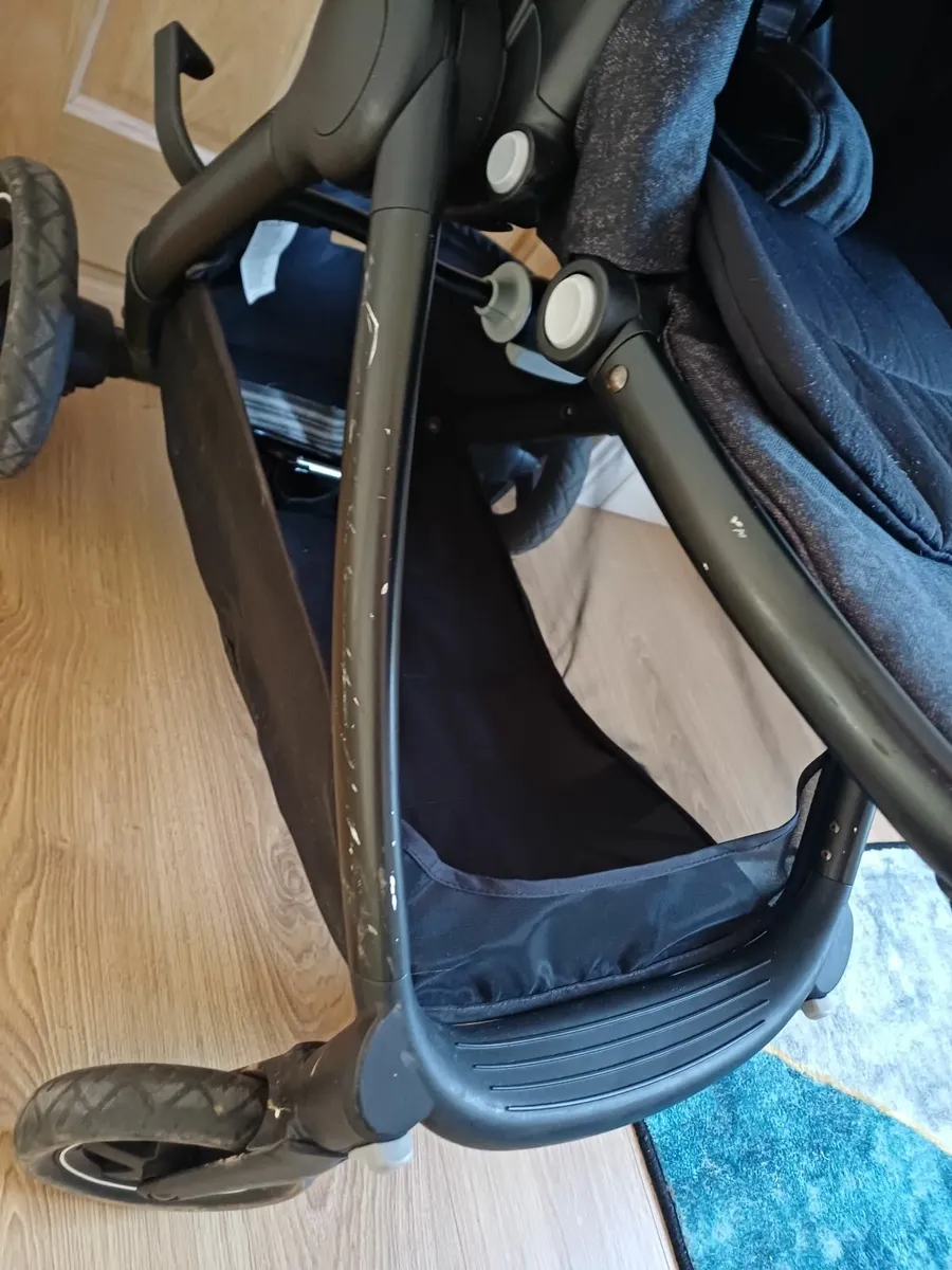 Maxi-cosi Adora push chair/pram - Image 2