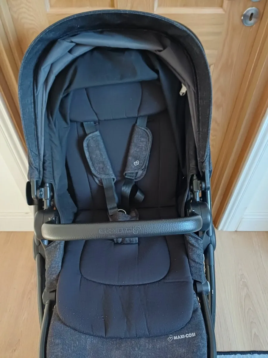 Maxi-cosi Adora push chair/pram - Image 3