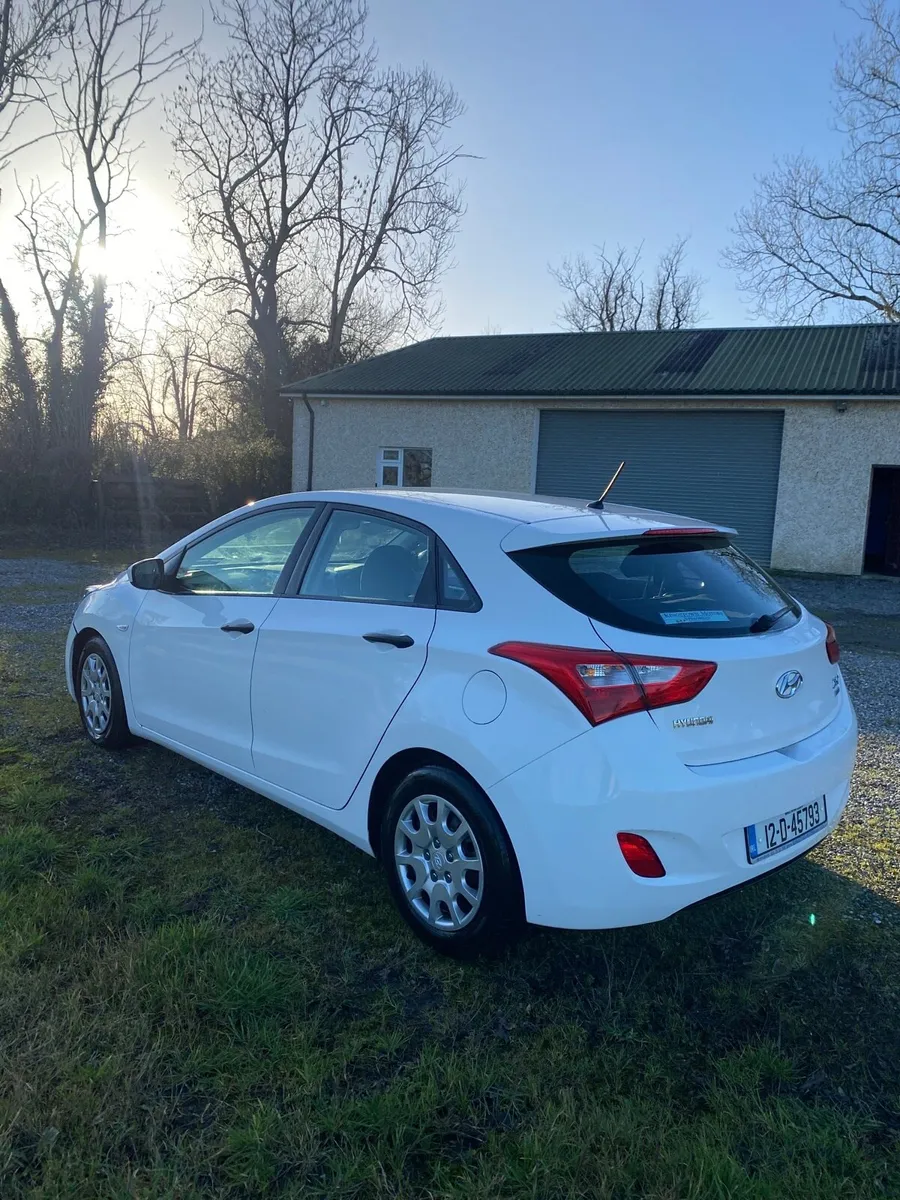 Hyundai i30 - Image 2