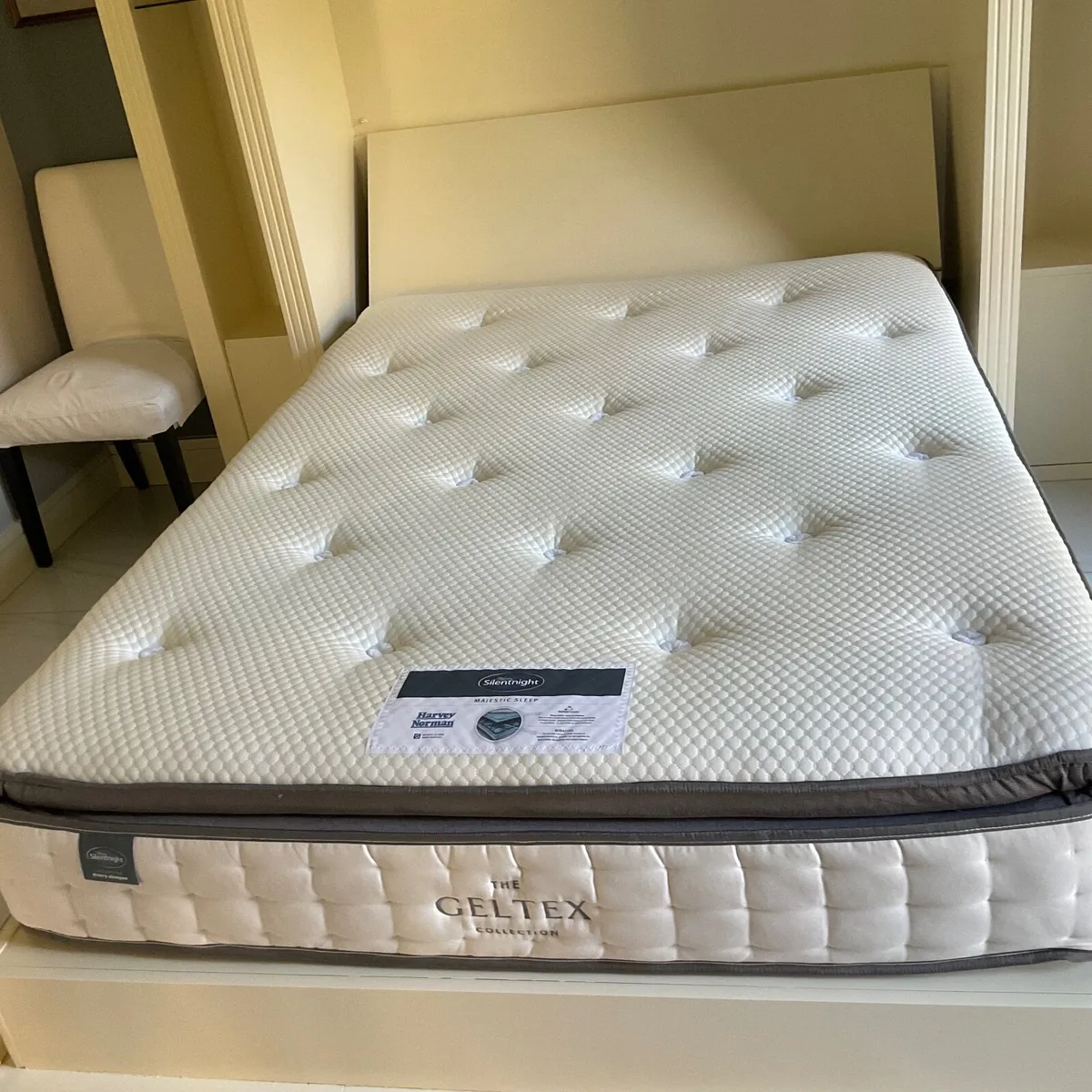 Double Wall Bed for sale - Image 4