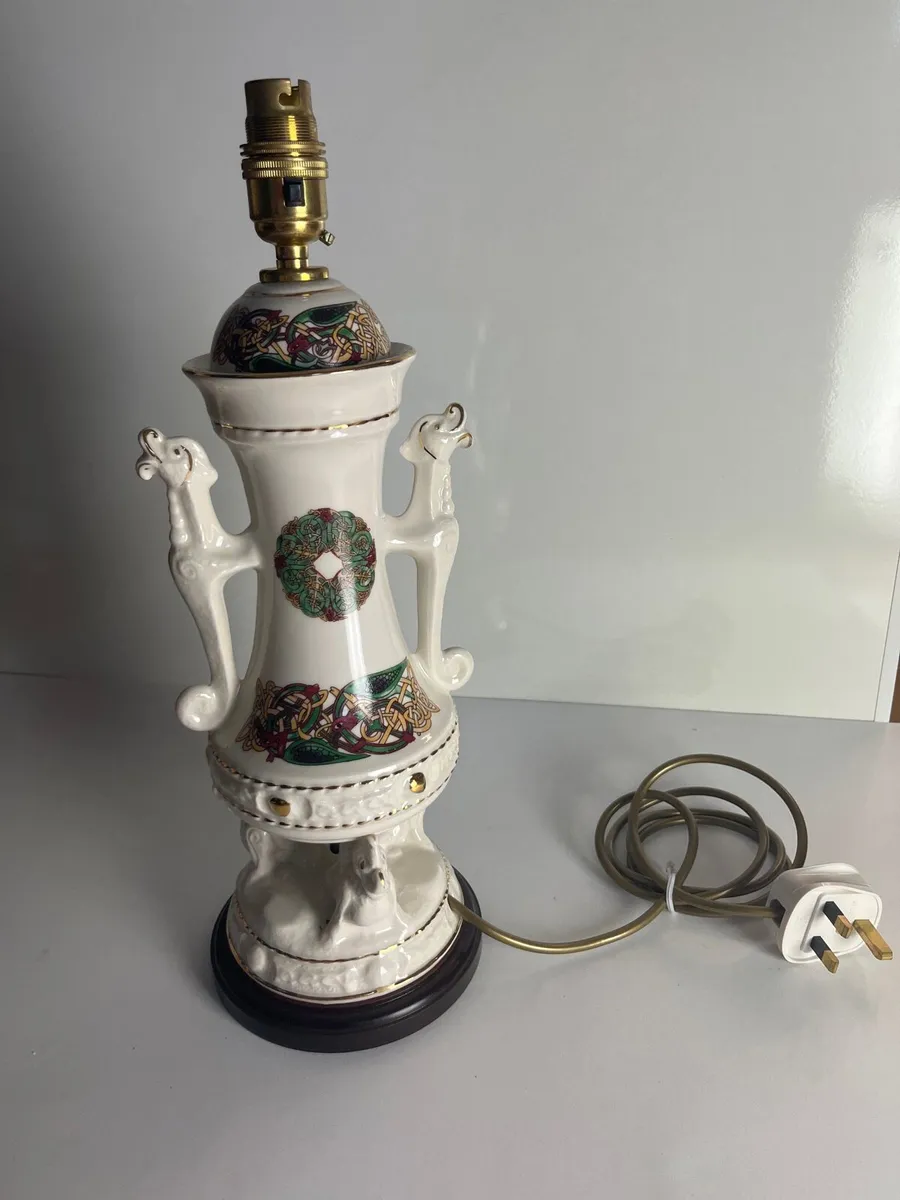 Cré Galway porcelain lamp - Image 1
