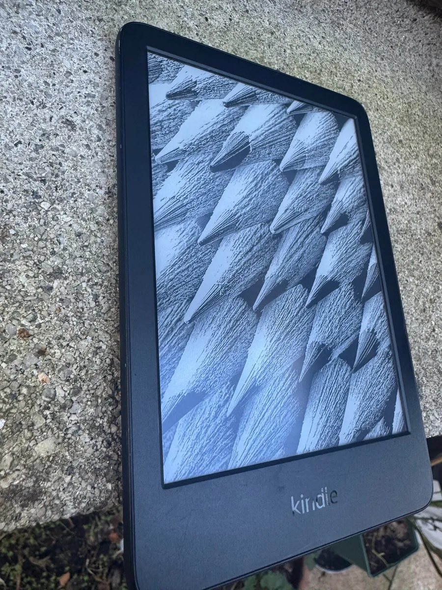 Amazon Kindle 1st Generation - Brand New Condition - Image 3