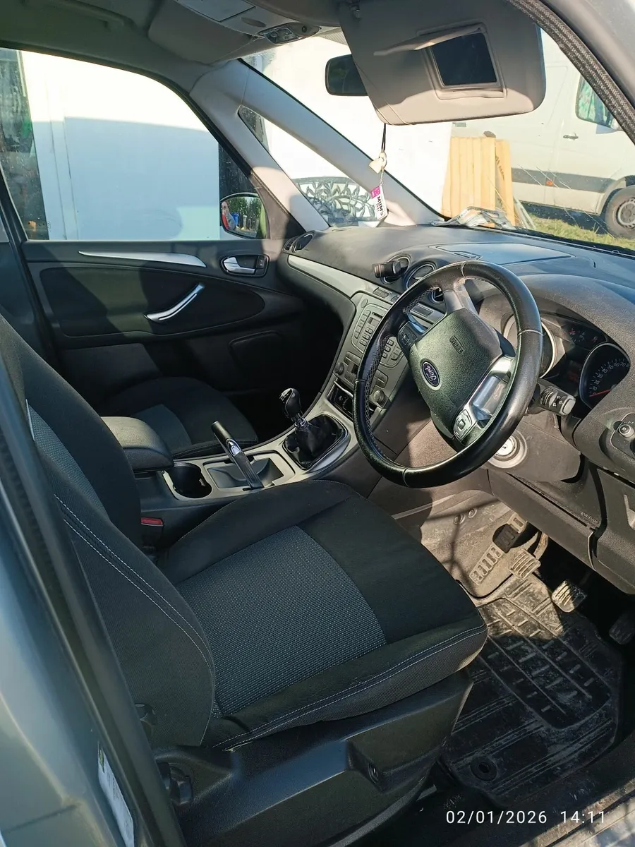 Ford Galaxy 2010 - Image 4