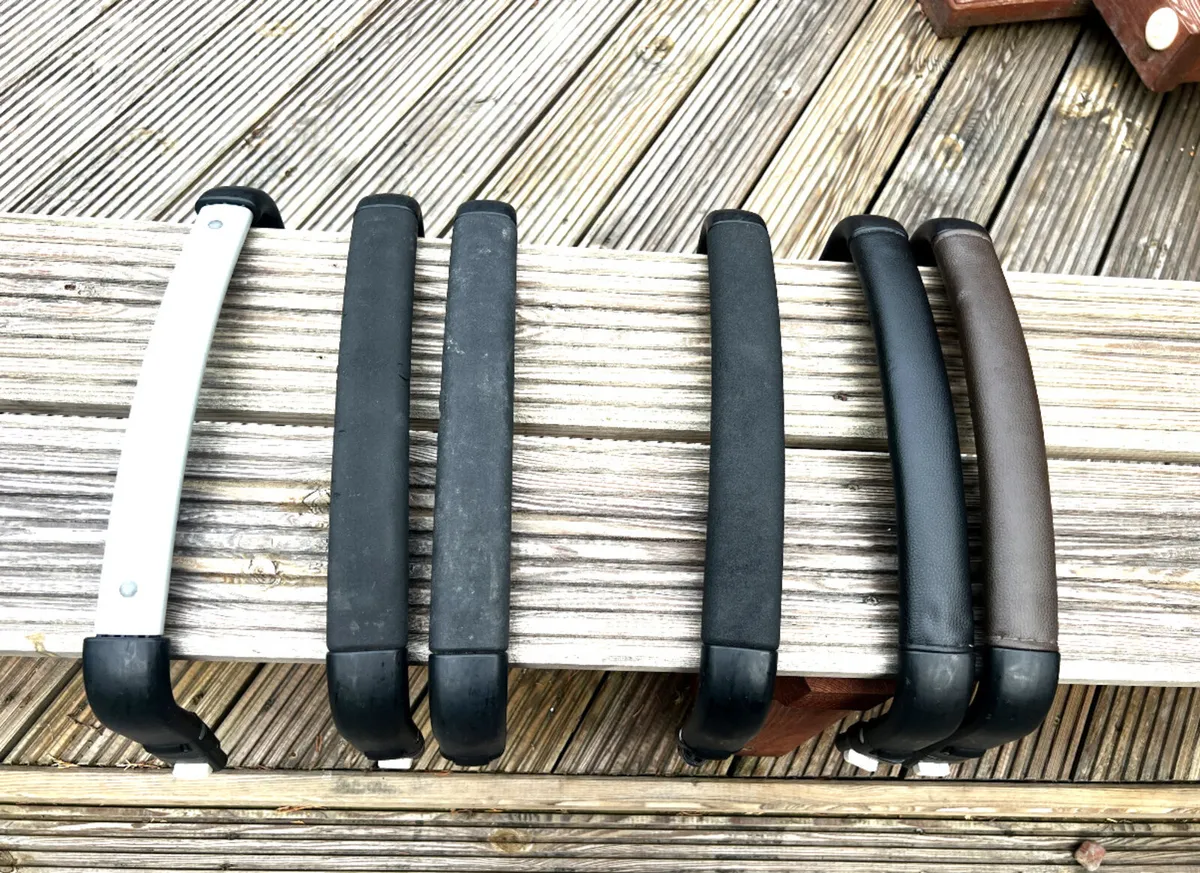 Bugaboo cameleon and donkey bumper bars in swords - Image 4