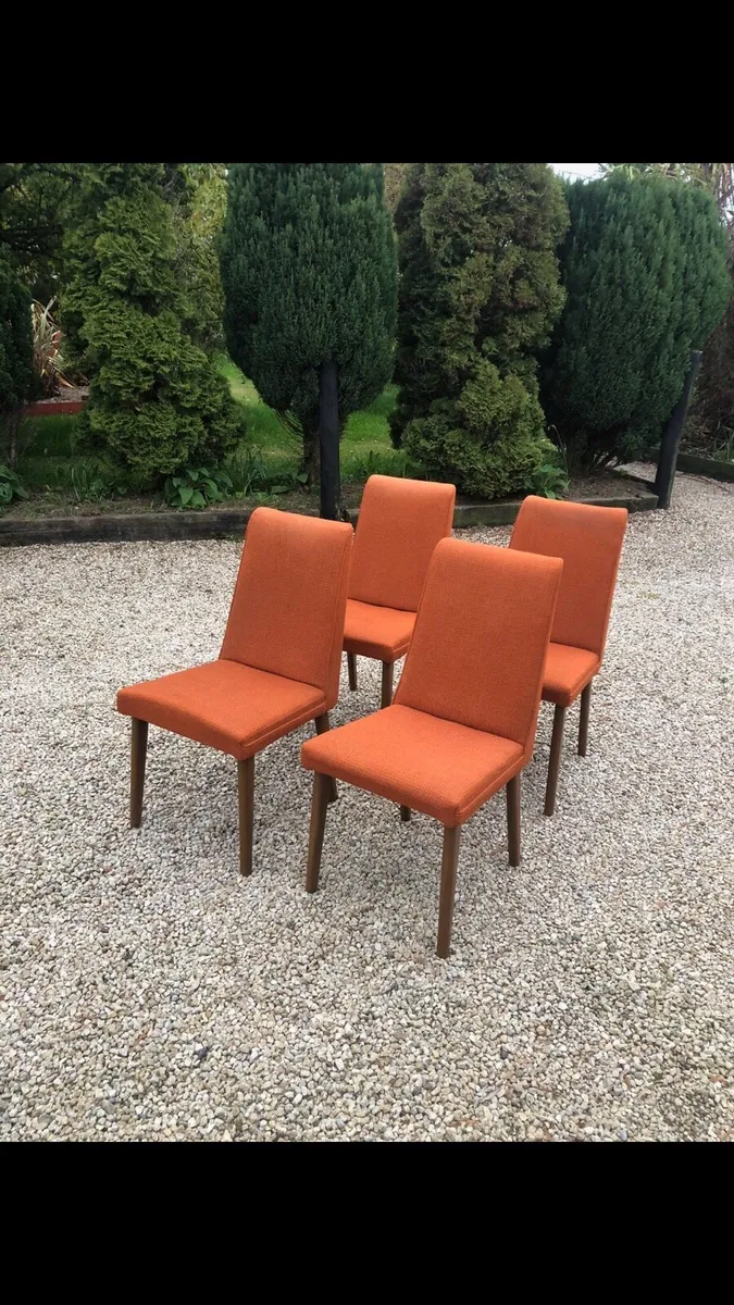 Mid century dining chairs x 4. - Image 1