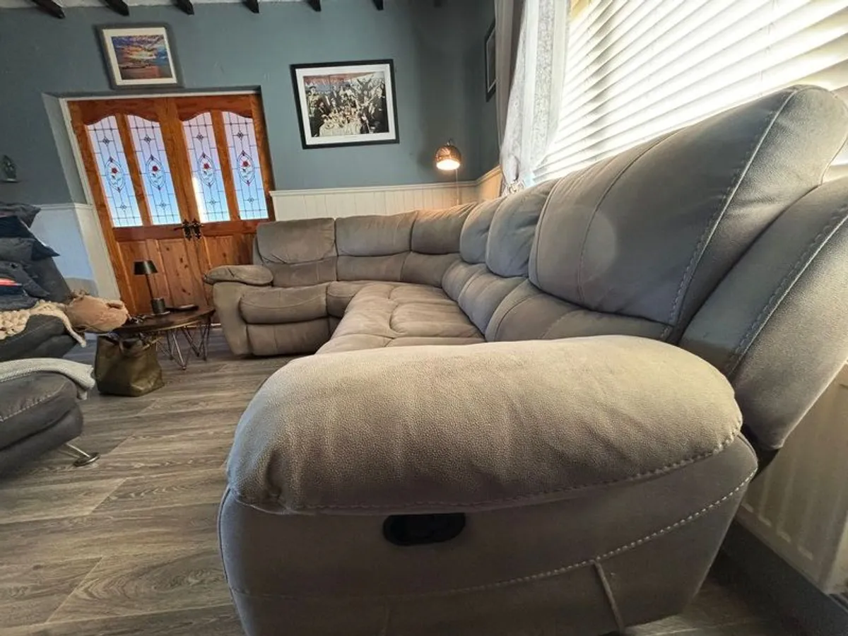 corner sofa - Image 2