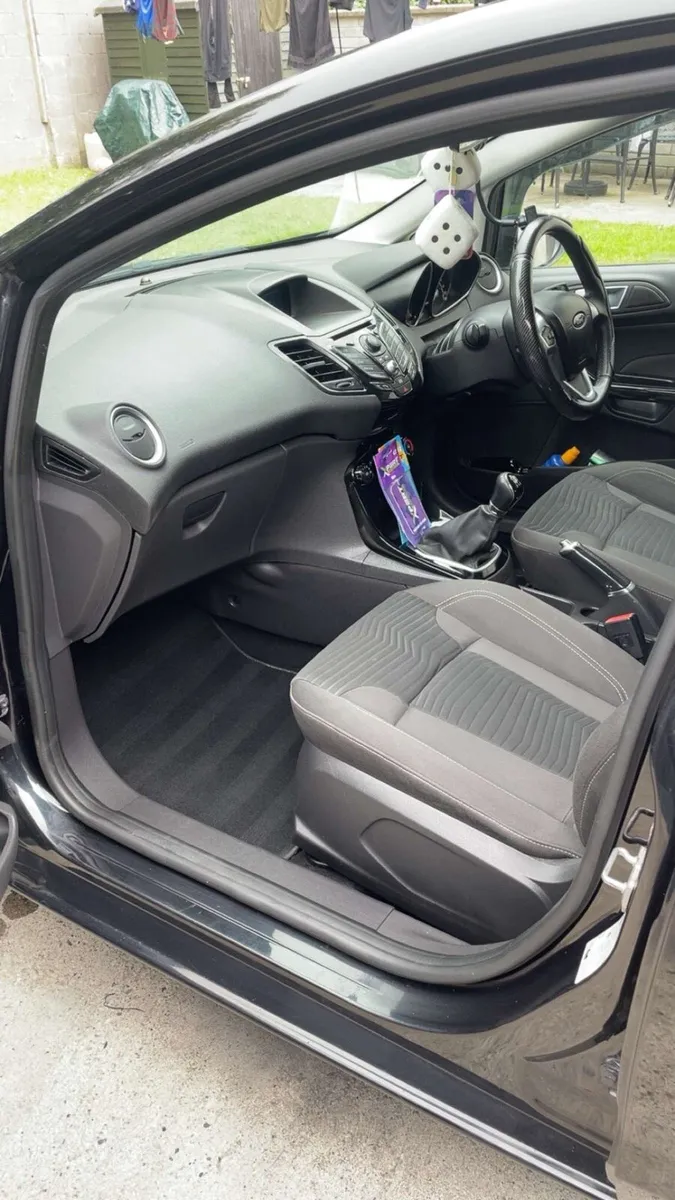141 ford fiesta TDCI 180000 km - Image 3