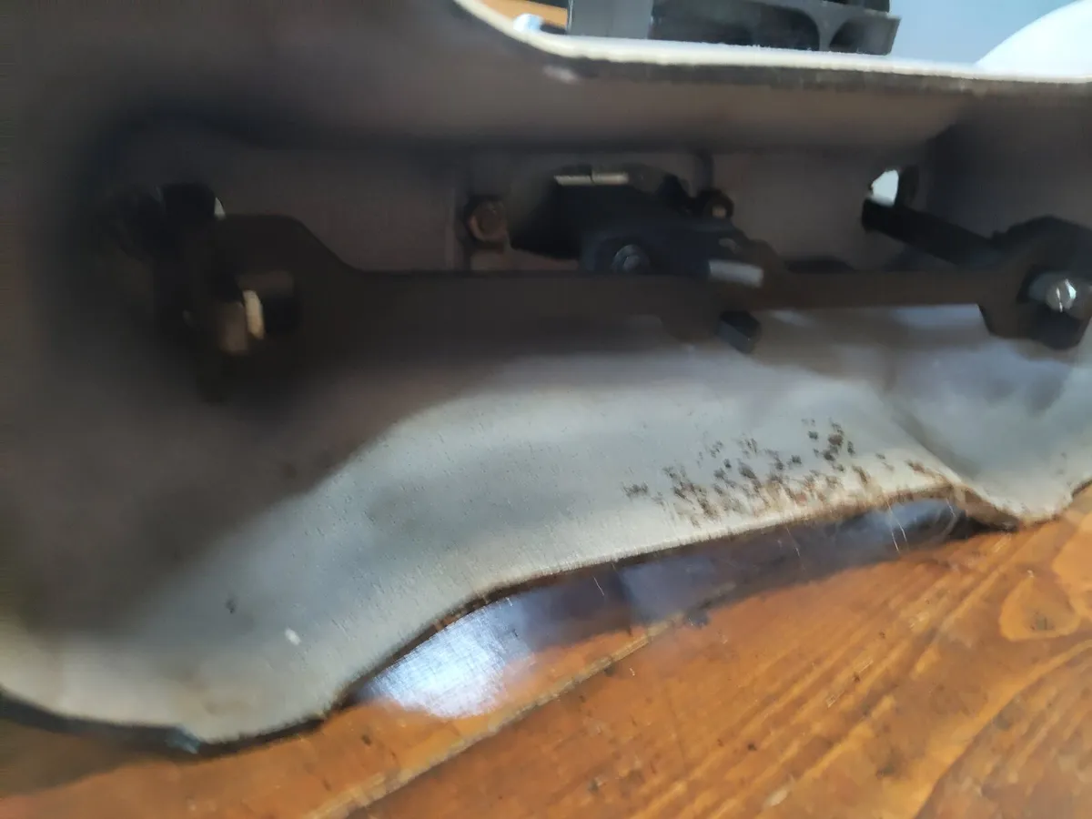 Vintage Avery weighing scale, enamel base, - Image 3