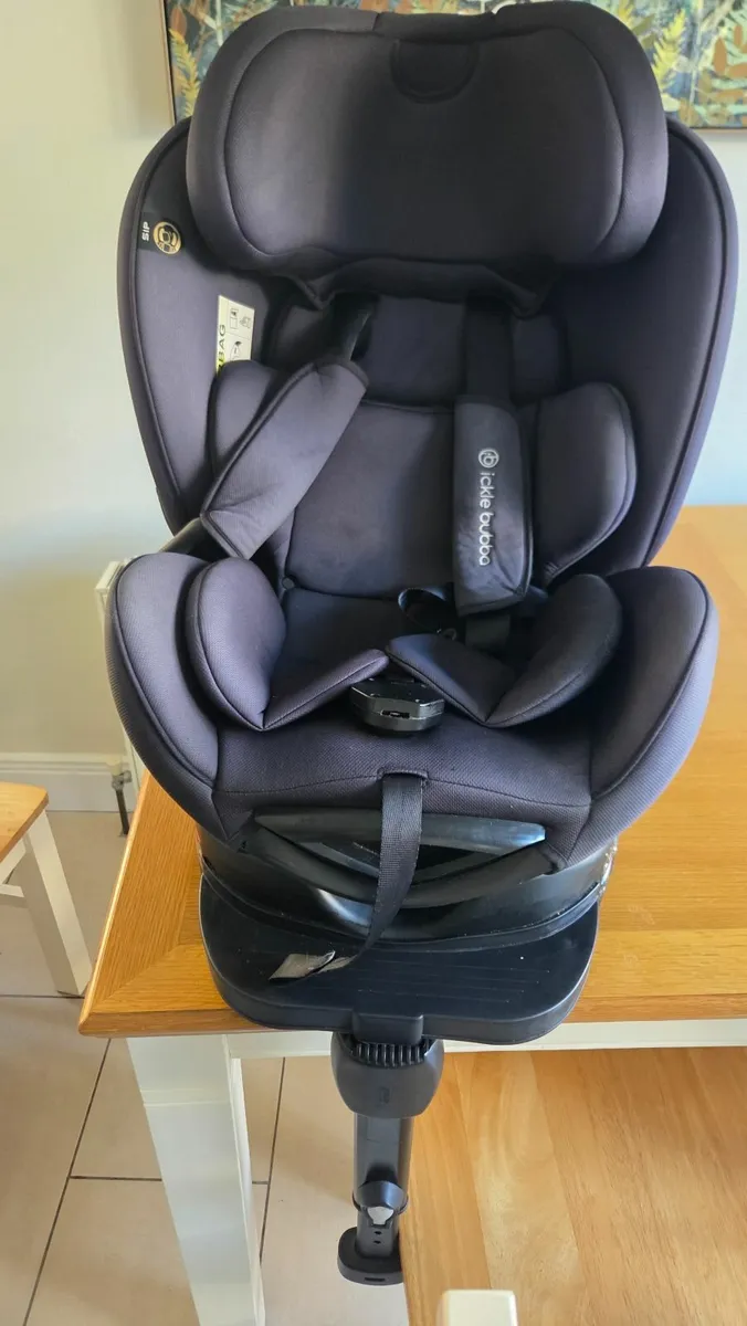 360 Swivel Car seat x2 - Image 1