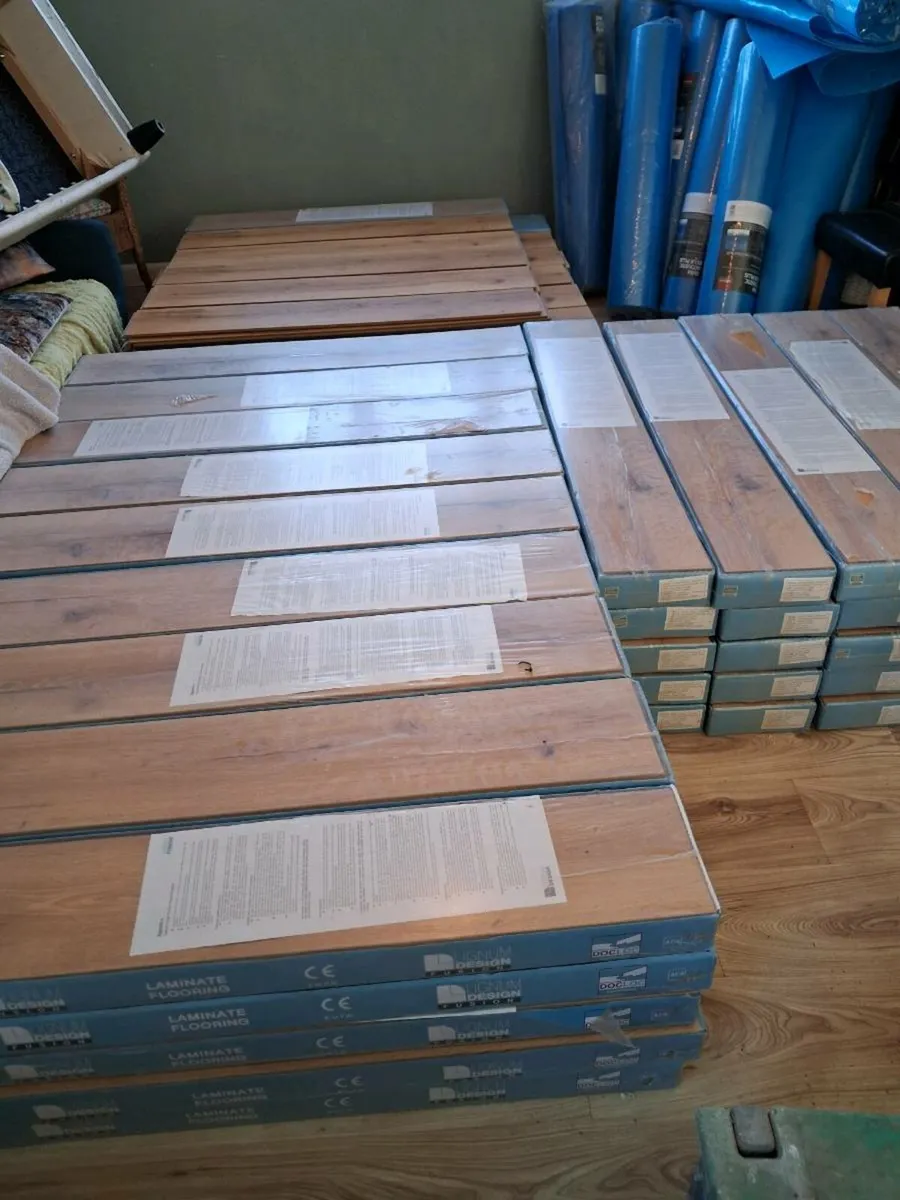 Laminate flooring 12.3mm Oak robust natural - Image 2