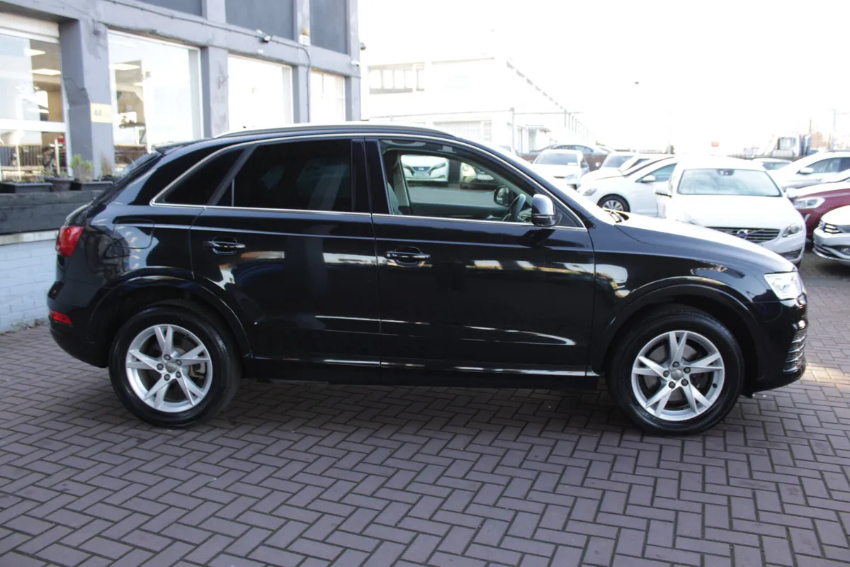 2017 AUDI Q3 - Image 3