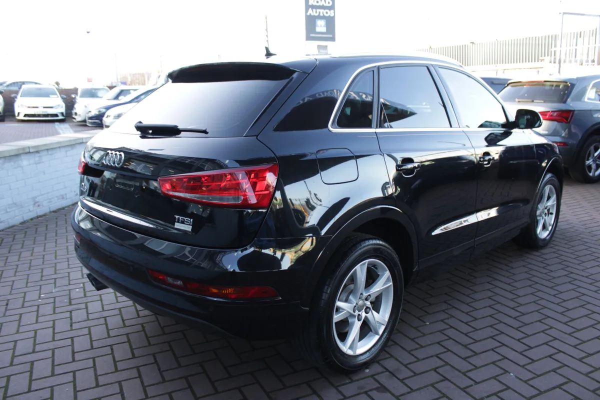 2017 AUDI Q3 - Image 4