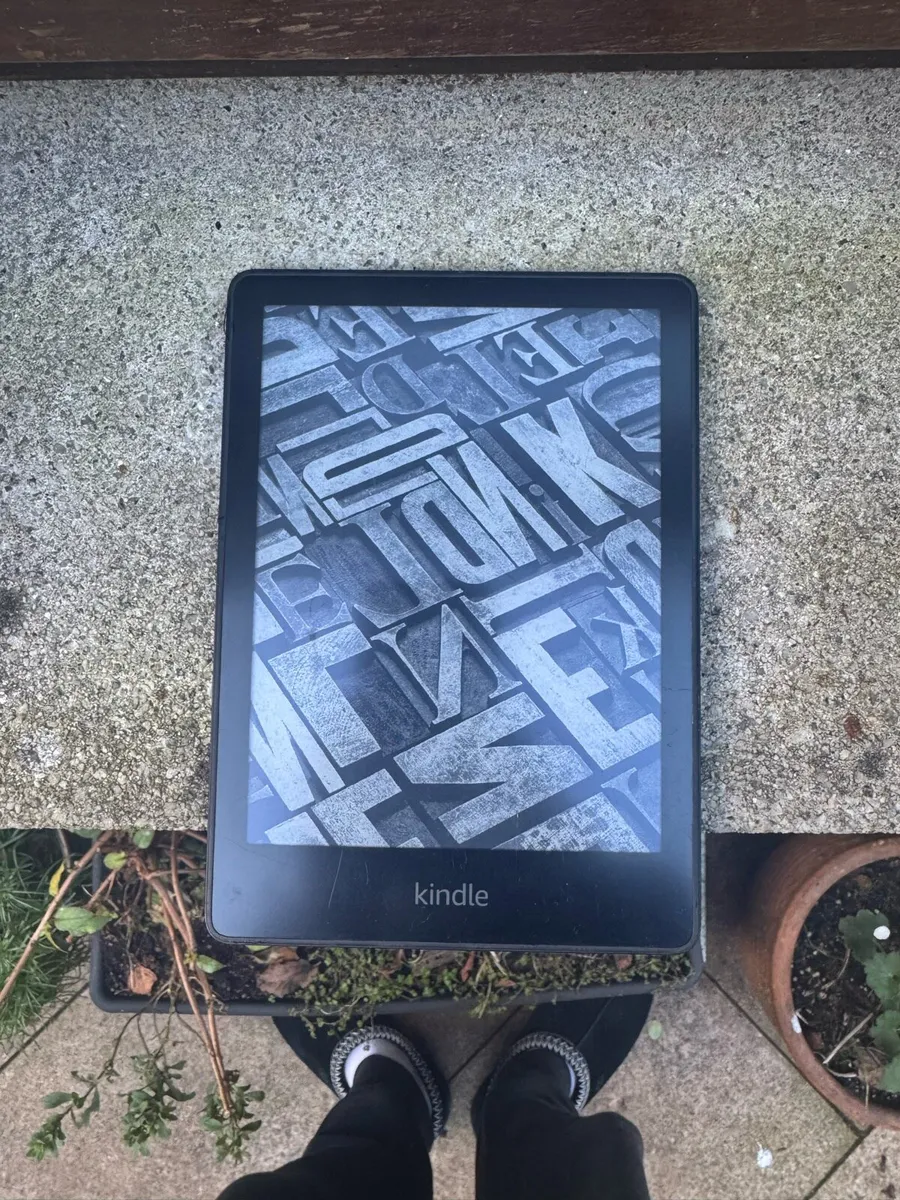 Amazon Kindle Paperwhite (7th Generation) - Image 1