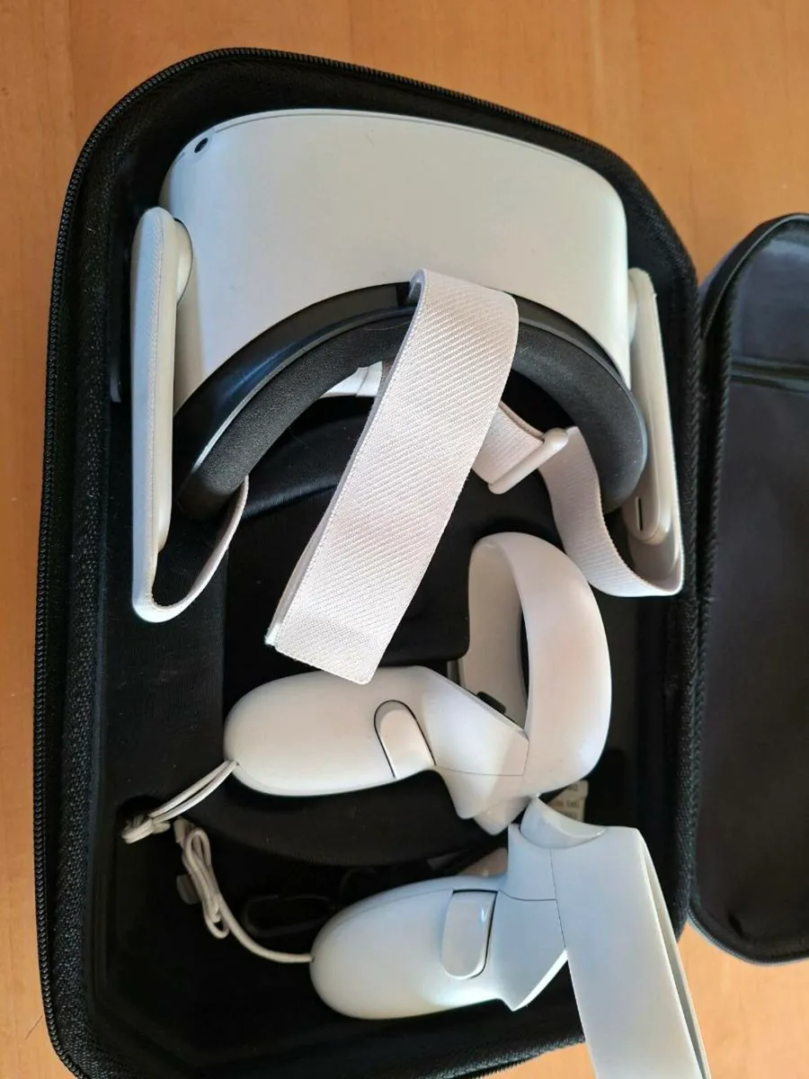 OCULUS QUEST 128GB - Image 1