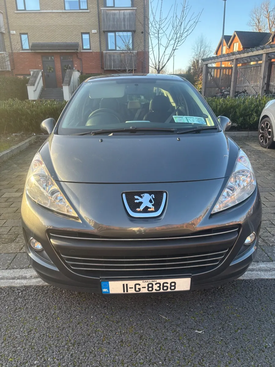 Peugeot 207 2011 - Image 2
